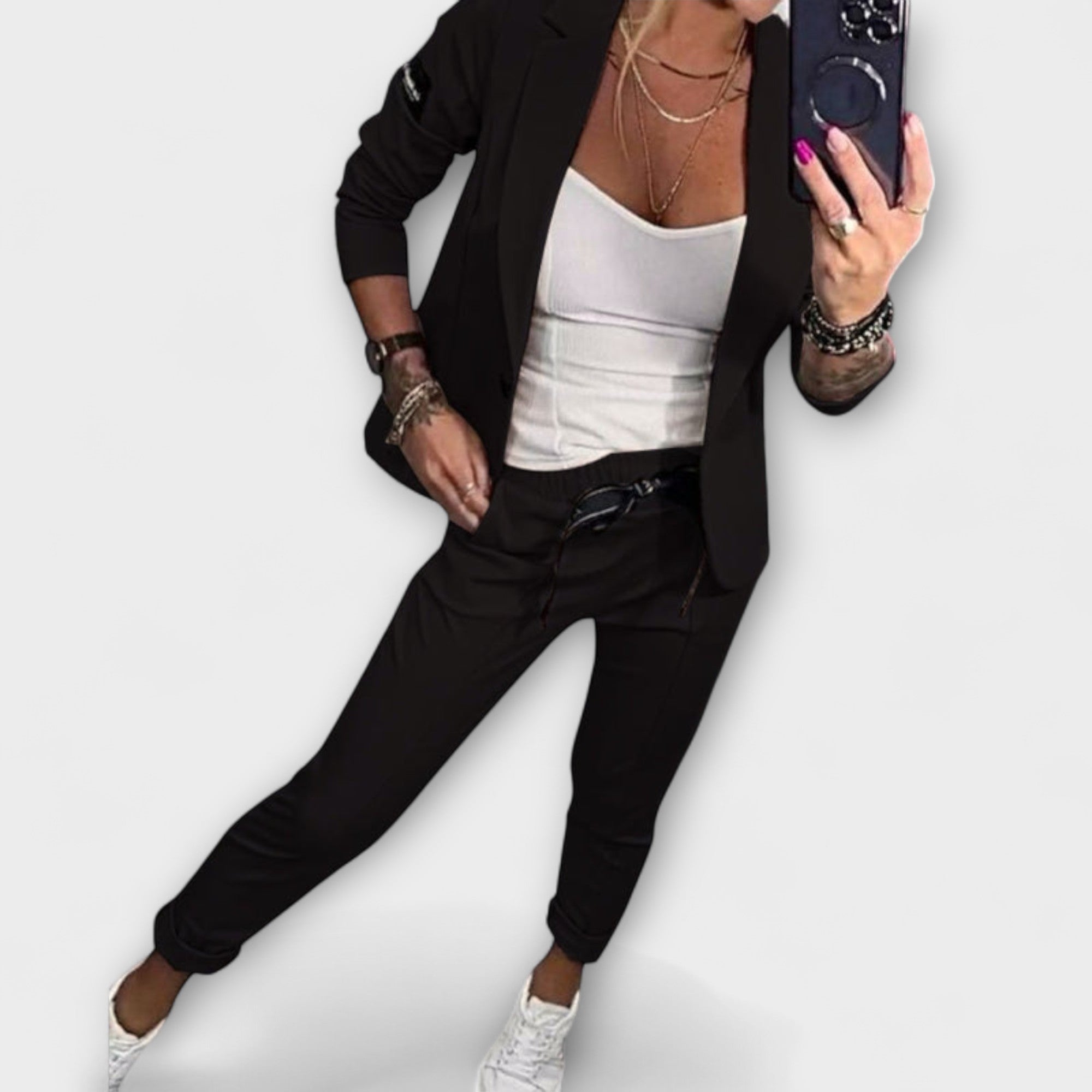Malou - Beiges Set mit Top, Blazer und Hose