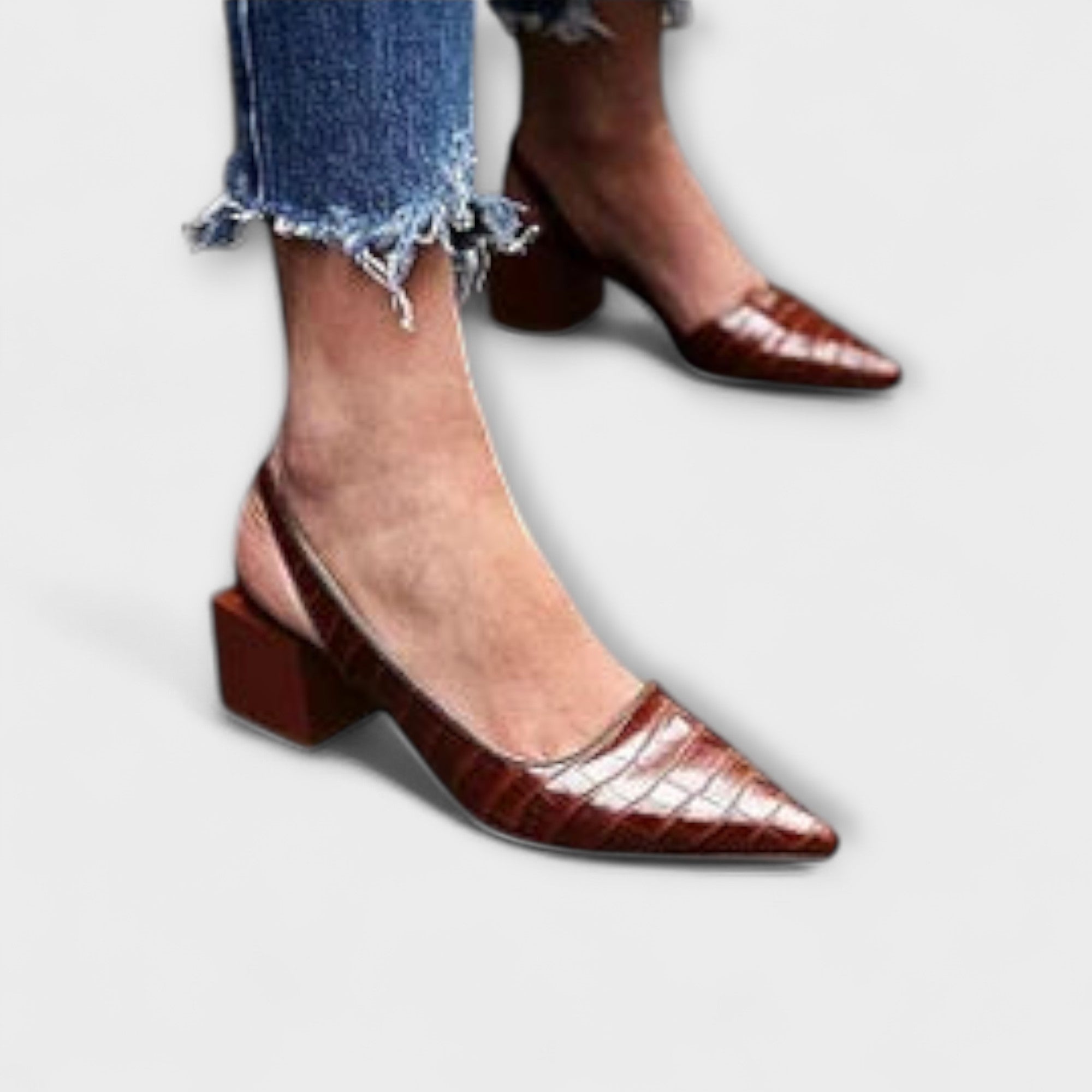 Bertlinde - Asymmetrische Slingback-Pumps