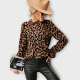 Kayla – Leobluse mit gerafftem Kragen