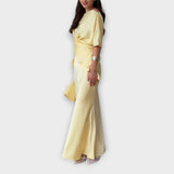 Finja - Gelbes Off-Shoulder-Set mit Knotenfront