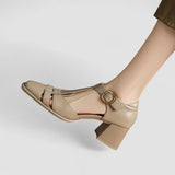 Theodora – T-Strap-Pumps mit Blockabsatz