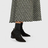 Lieselotte – Schwarze T-Riemchen-Pumps
