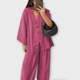 Jacqueline - Braunes Set mit V-Top und Hose