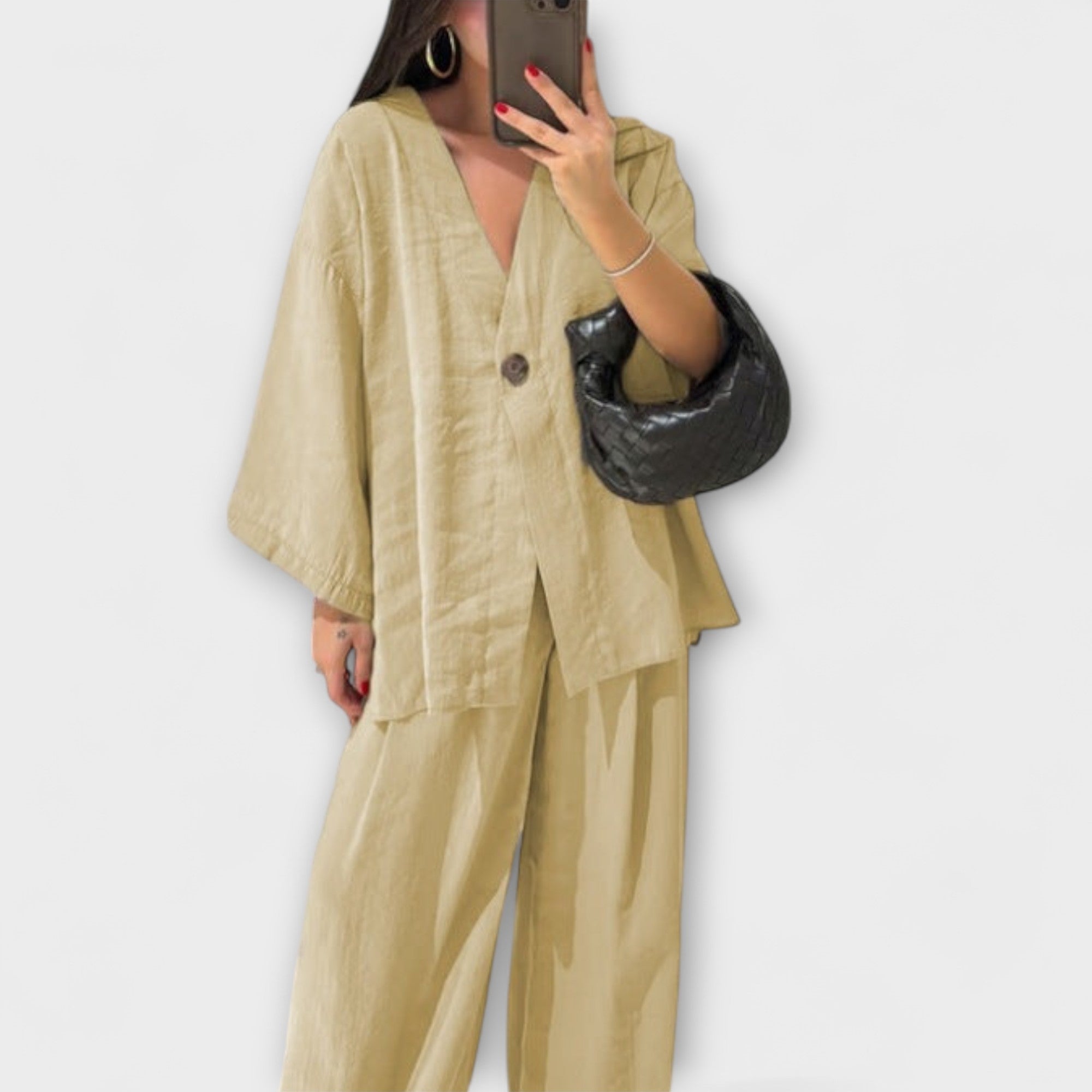 Jacqueline - Braunes Set mit V-Top und Hose