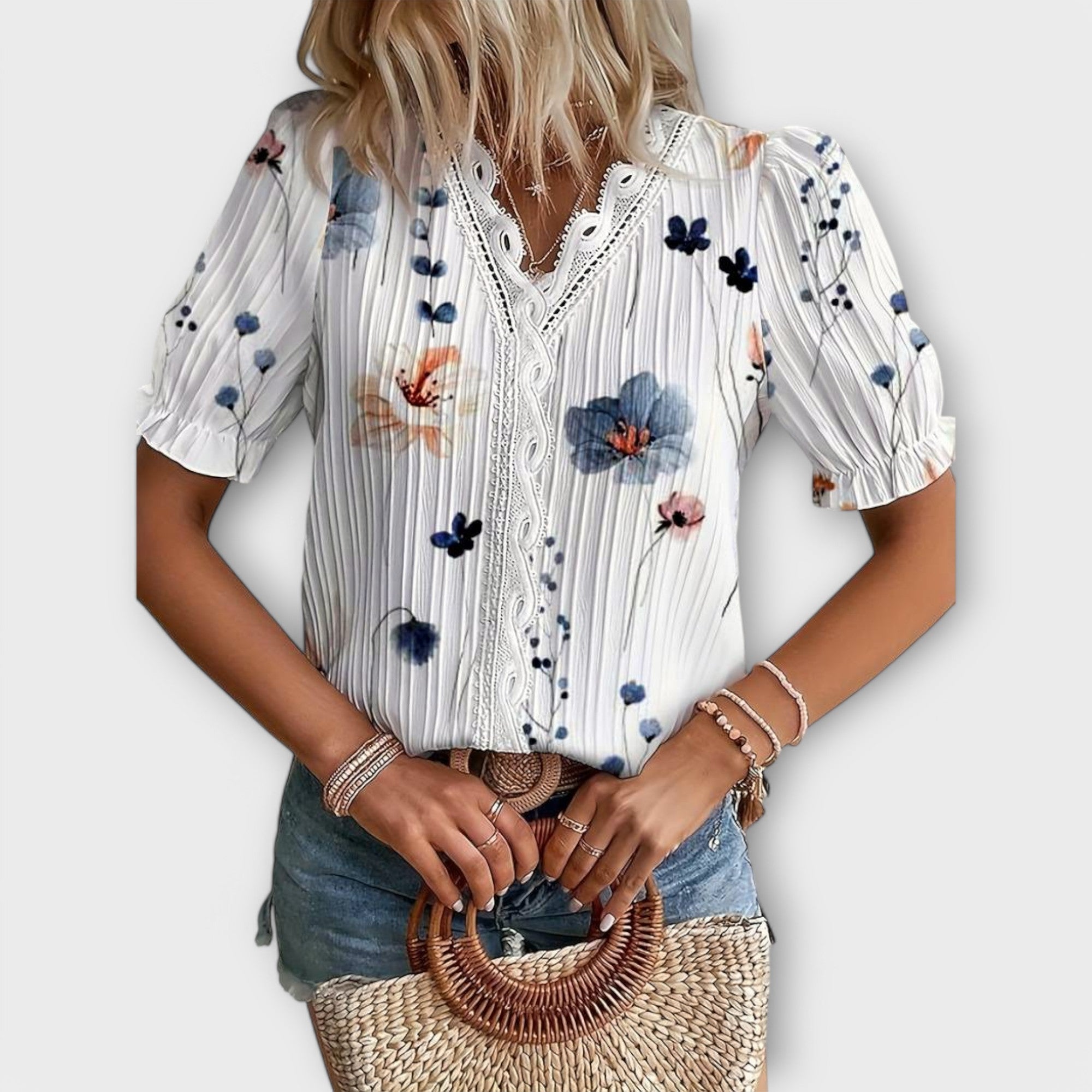 Emily - Rosa Bluse mit Blütenmuster und Spitze