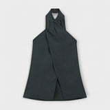 Hannah – Blaues Neckholder-Top mit Rückenausschnitt