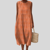 Vestido de linho cor de terracota