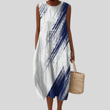 Vestido branco e azul com padrão de pincelada