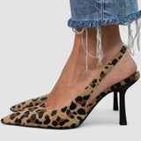Liorina – Khakifarbene Pumps mit Leopardenmuster und spitzer Zehenpartie
