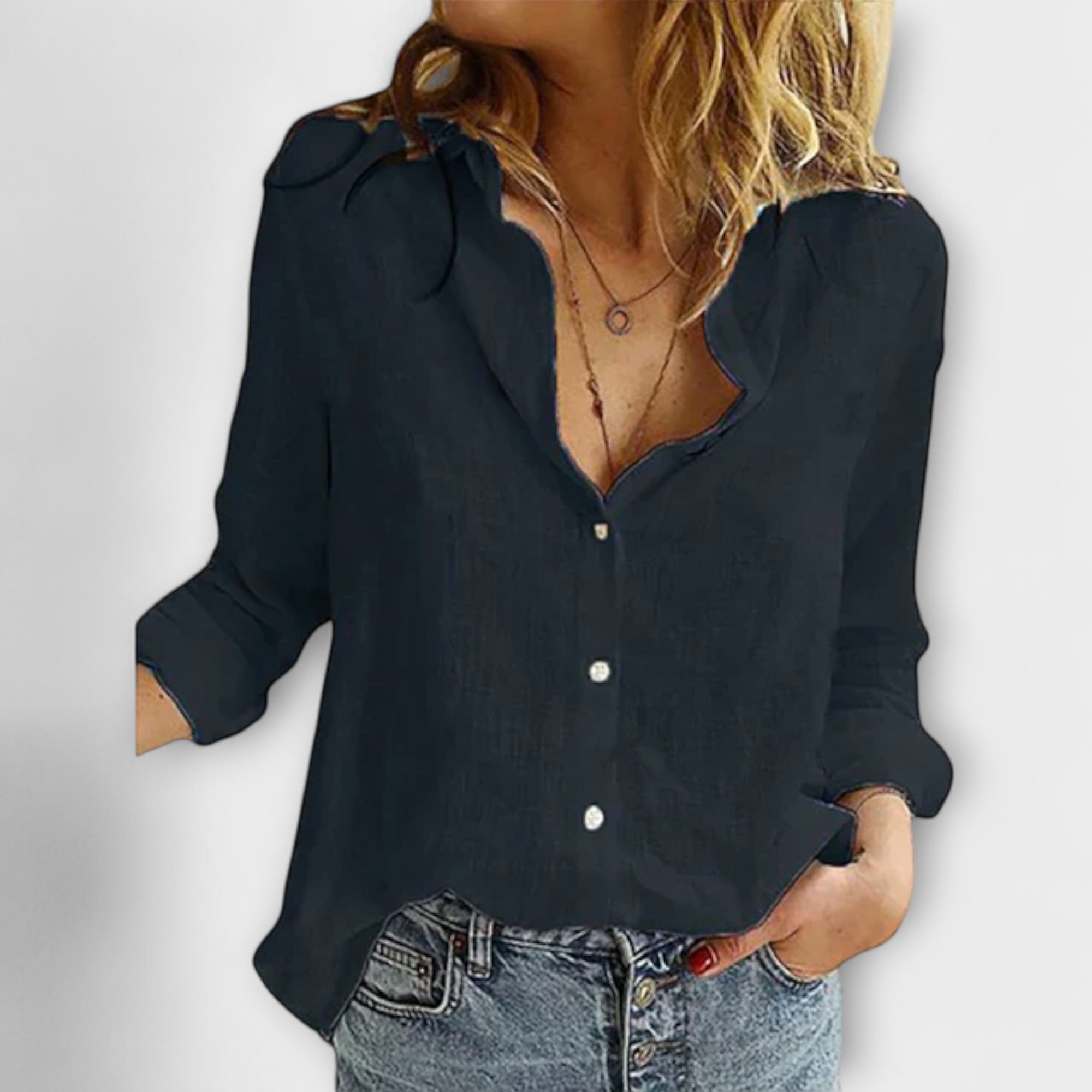 Nadia - Hellblaue Bluse mit Schwalbenmuster
