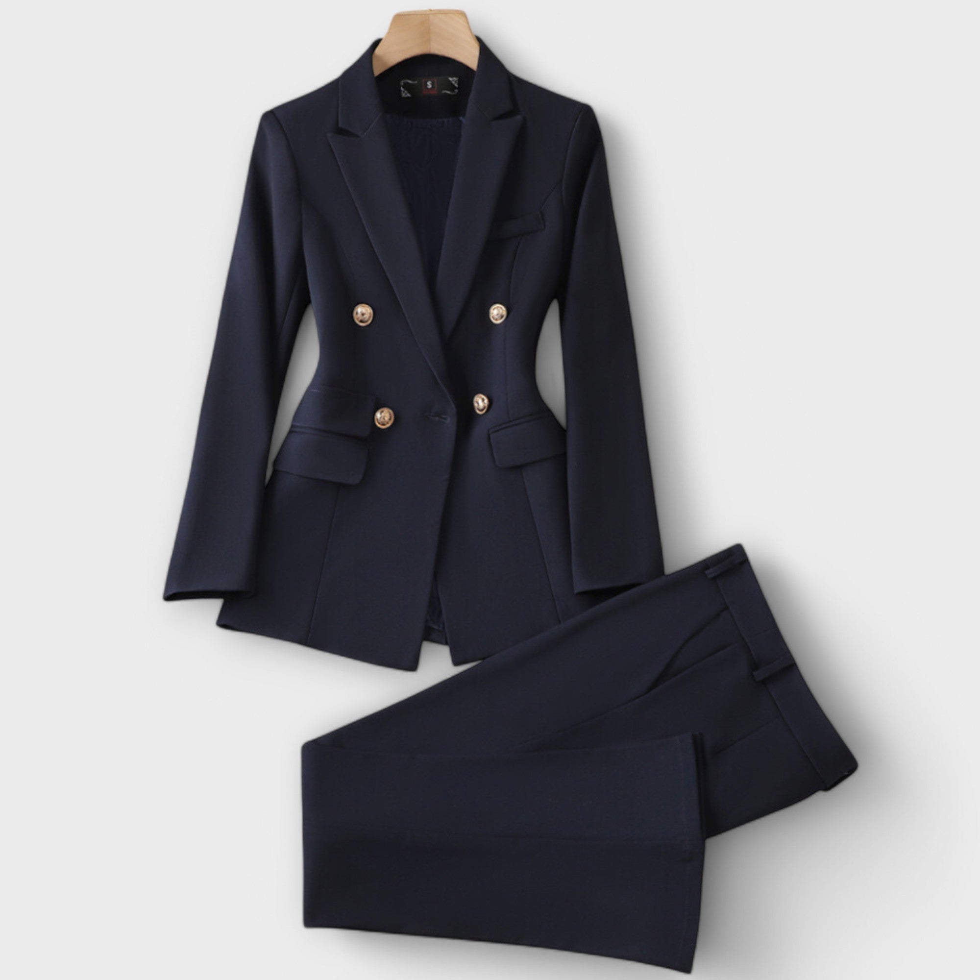 Emma - Weisses Set mit Blazer und Hose