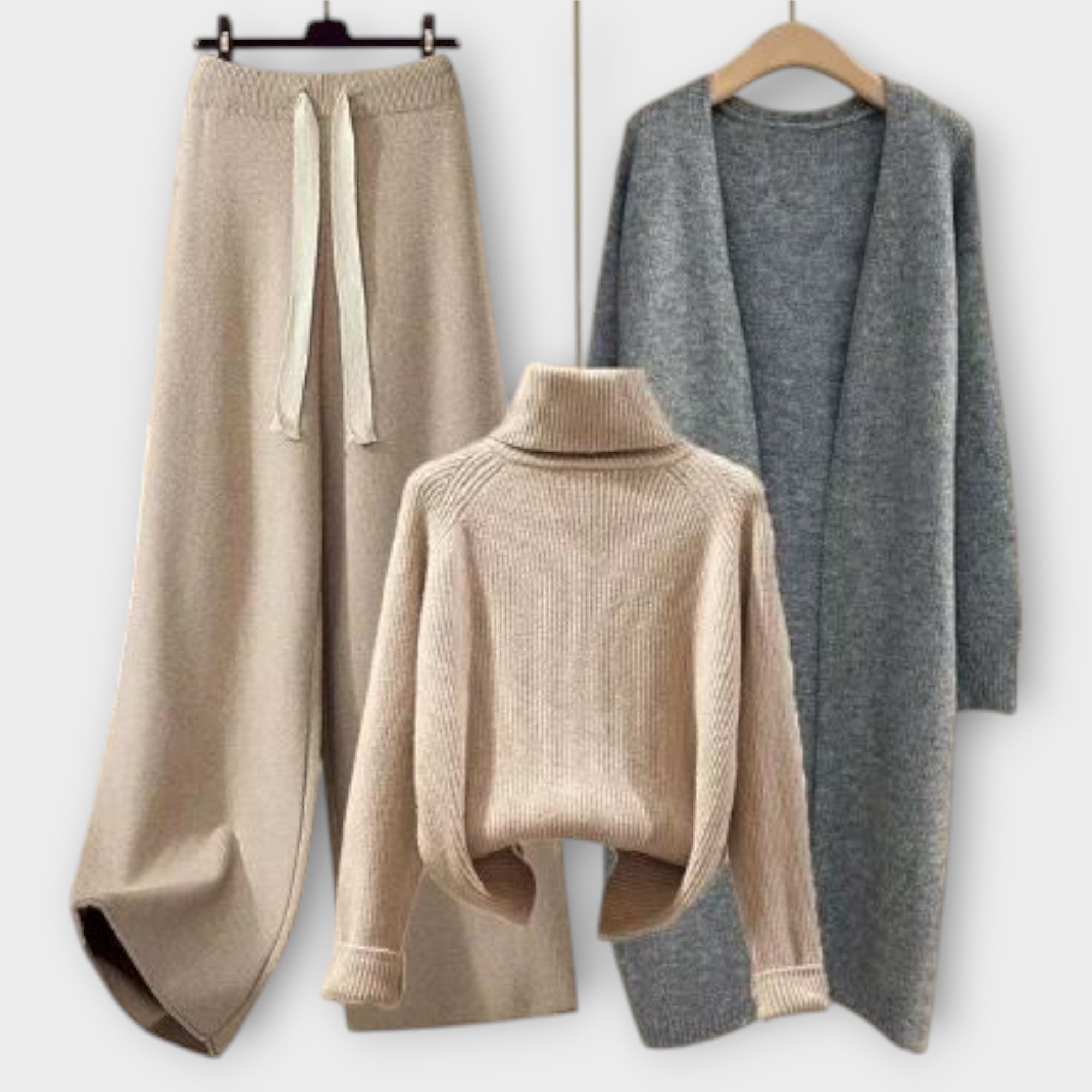 Flair - Beiges dreiteiliges Strick-Set