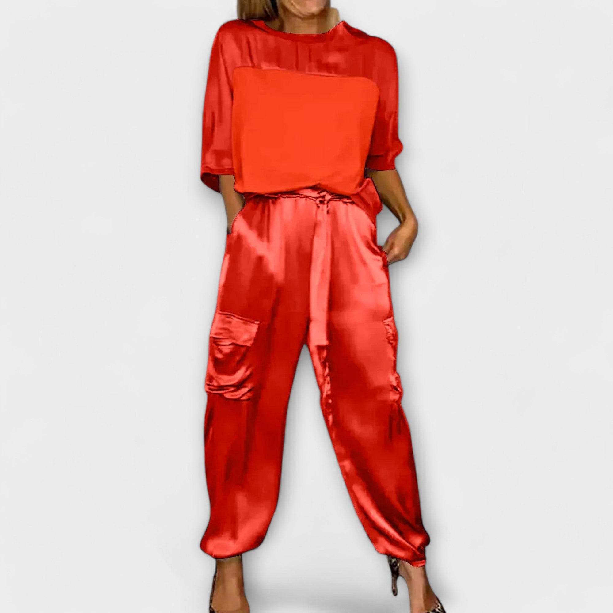 Khakifarbenes Satin-Set mit Top und Hose