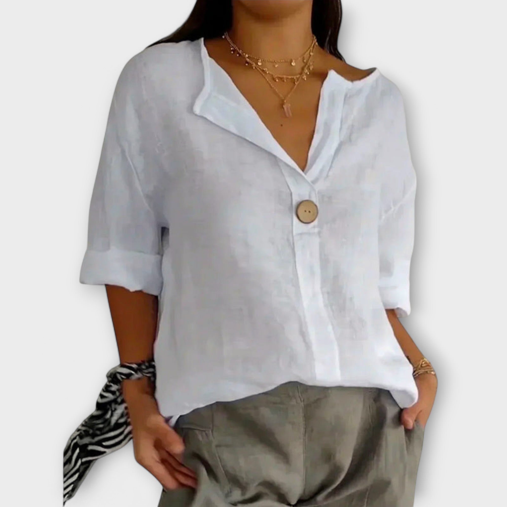 Nicole - Elegante blusa bege com decote em V