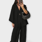 Jacqueline - Braunes Set mit V-Top und Hose