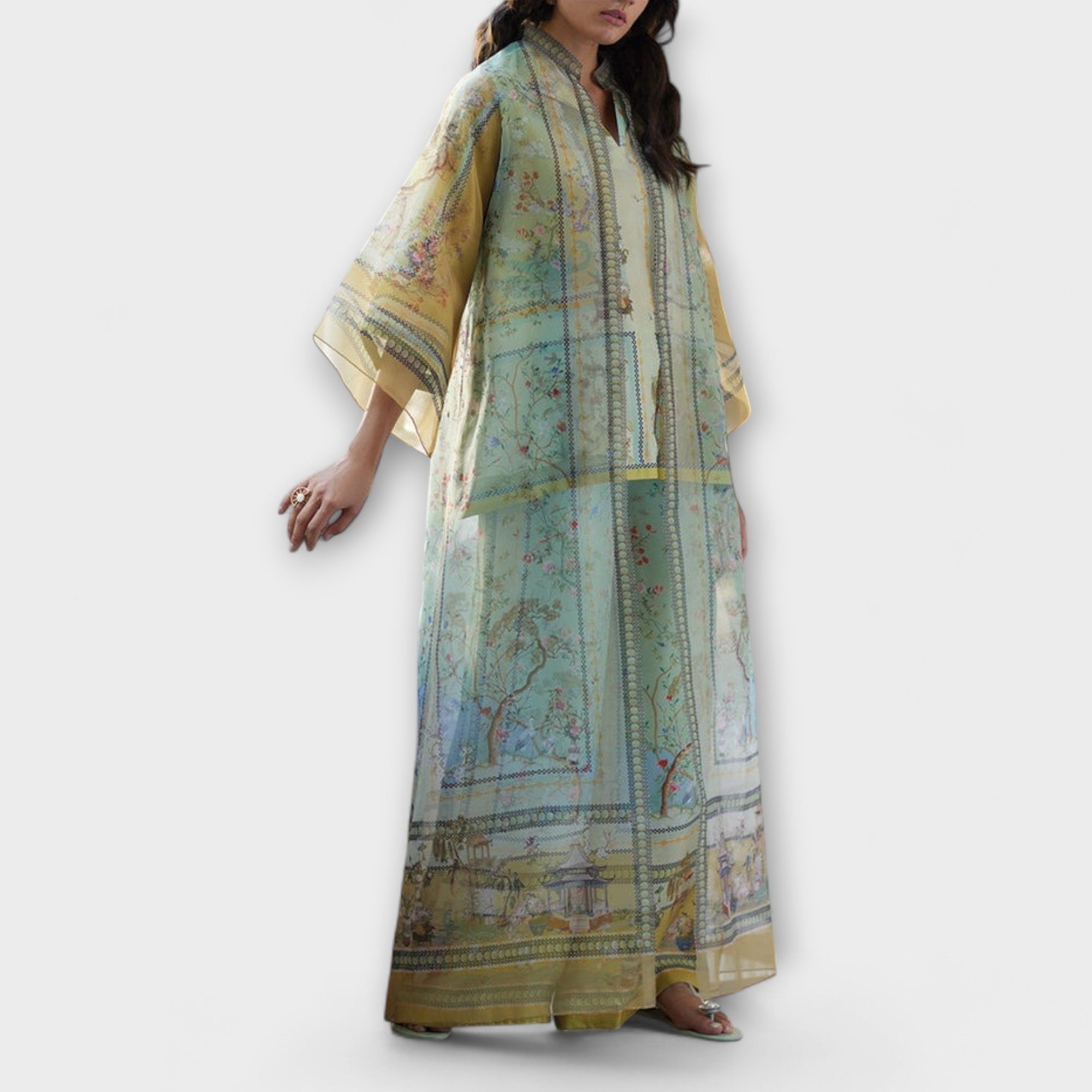 Maria - Grünes Set mit Print und Trompetenärmeln