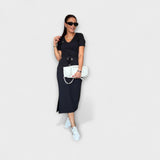 Danielle - Schwarzes Set mit V-Top und Midi-Rock